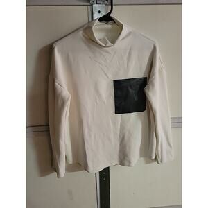 I Love Tyler Madison Iltm Small White And Black Patch Top Sweater Butter Soft